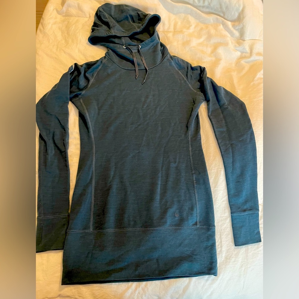 Nike Dri-Fit Women’s XS Running Reflective Long Sleeve Shirt